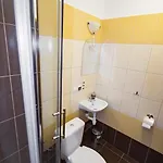 Royal House Bed & Breakfast 3*