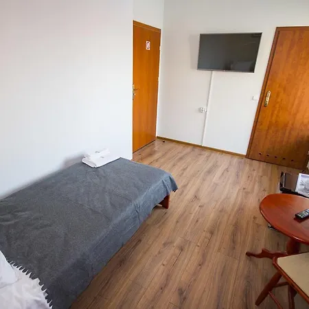 Royal House Nocleg ze śniadaniem 3*