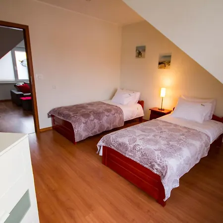 Royal House לינה וארוחת בוקר 3*