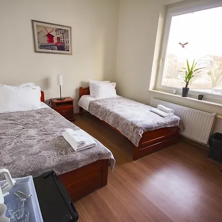 Royal House Nocleg ze śniadaniem 3*